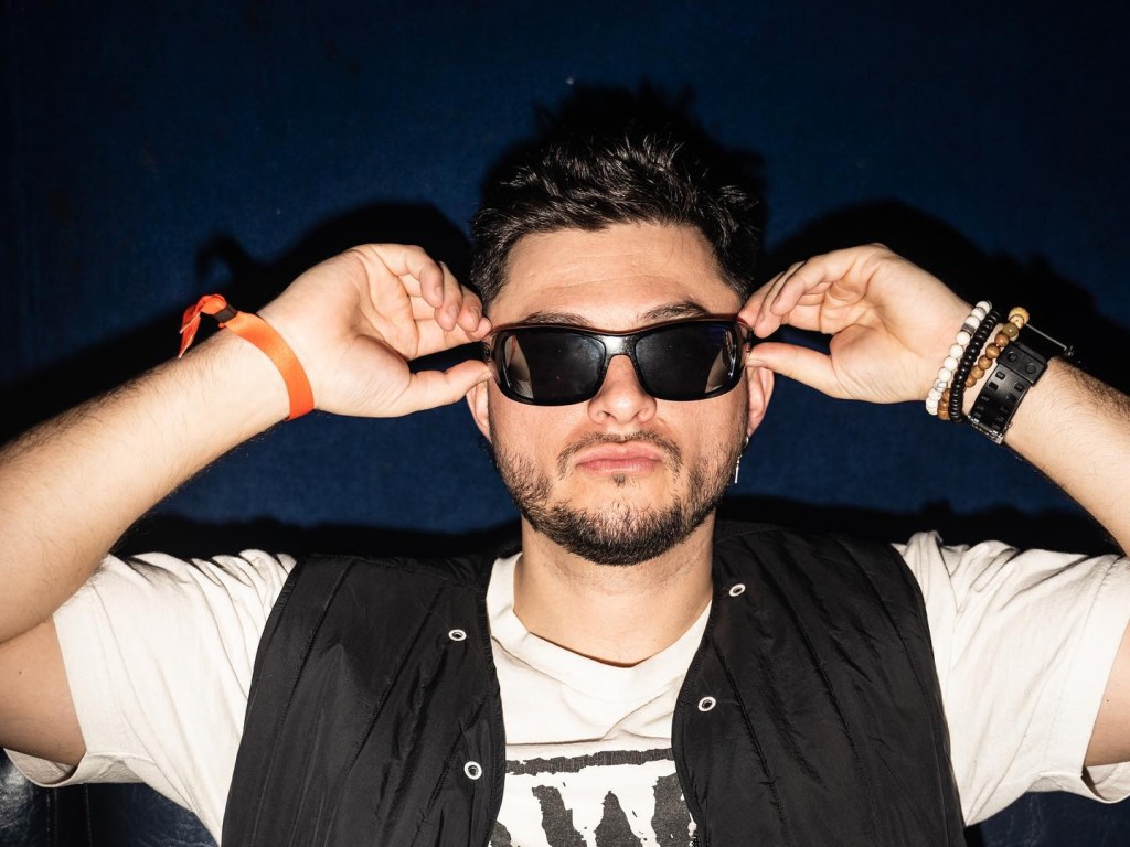 JakeShoreDrive Releases “Rock Your Hips” After Going Viral on&nbsp;TikTok